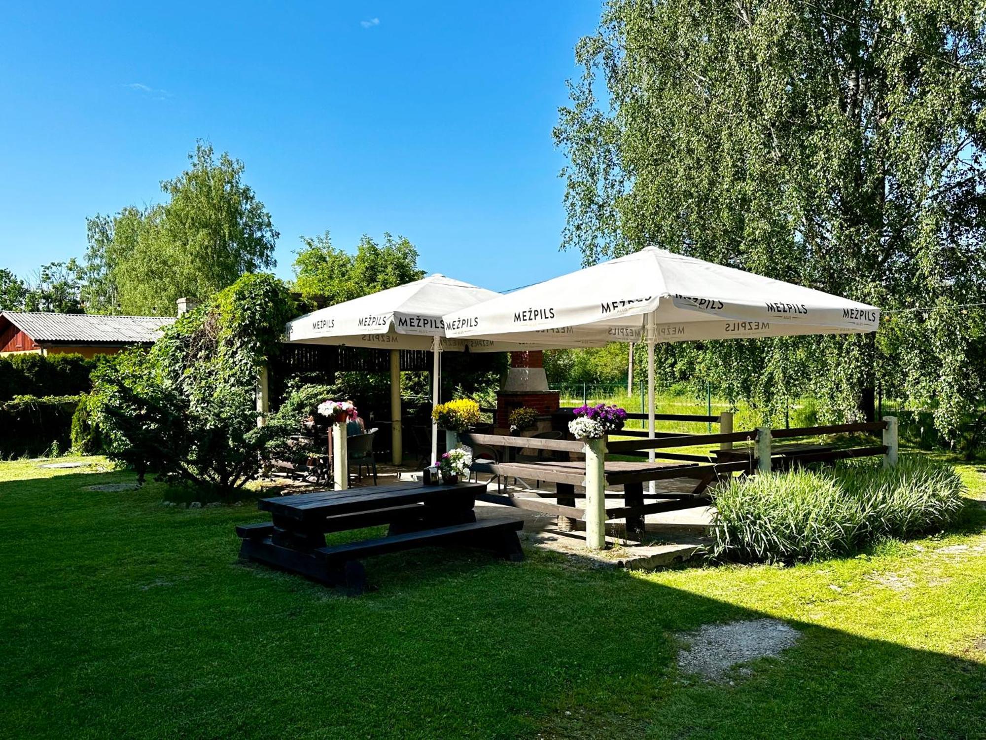 Villa Gales Hotel Saulkrasti Kültér fotó